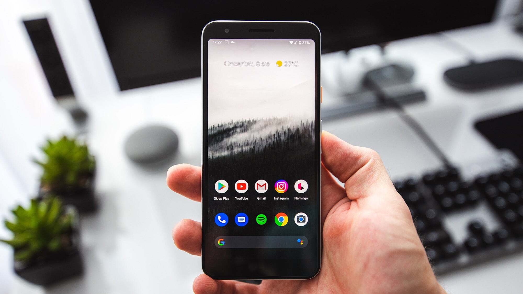 How To Display and/or Hide Menu Items On Desktop Or Mobile Devices